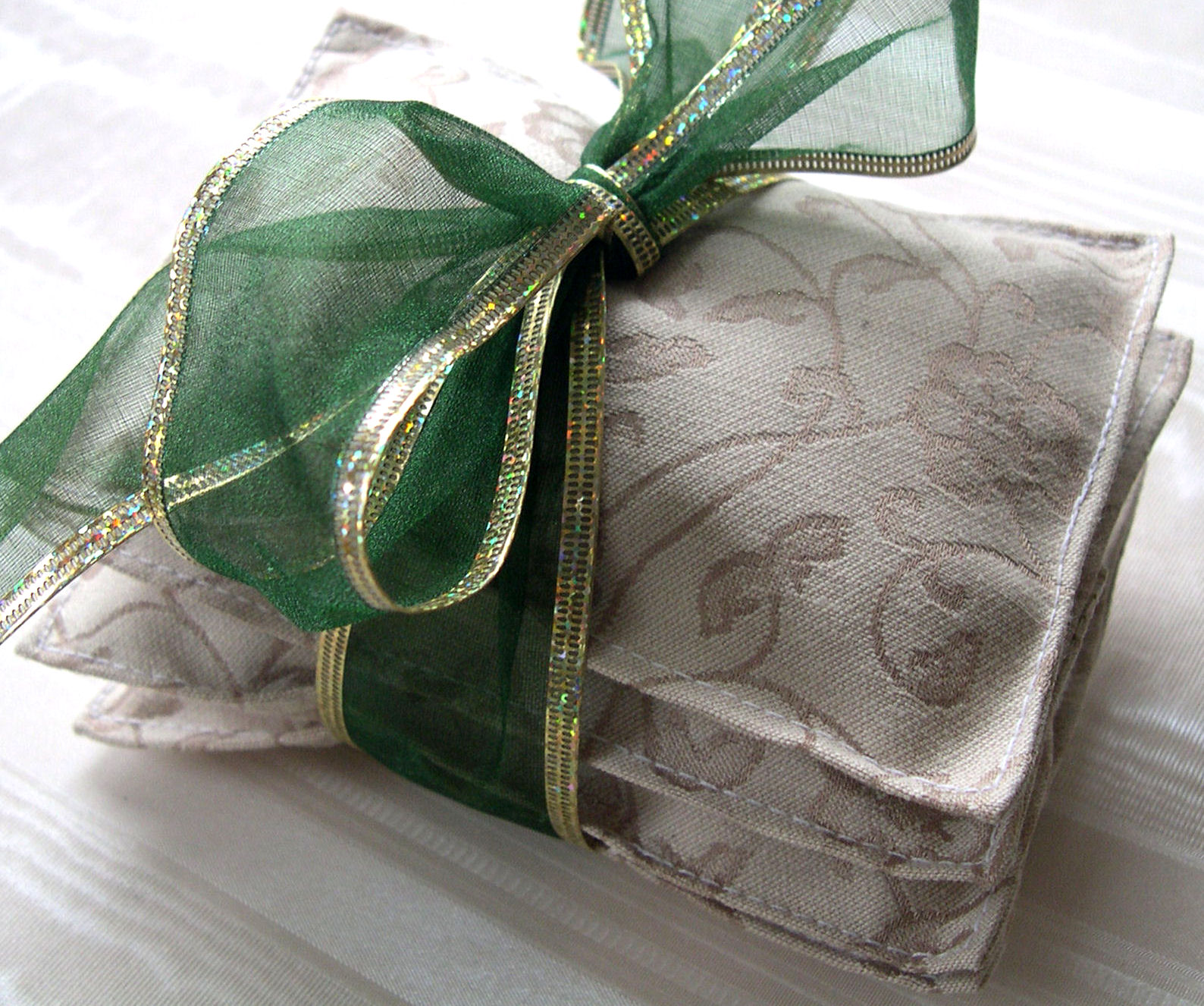 Linen lavender sachets tied with ribbon, a reference photograph