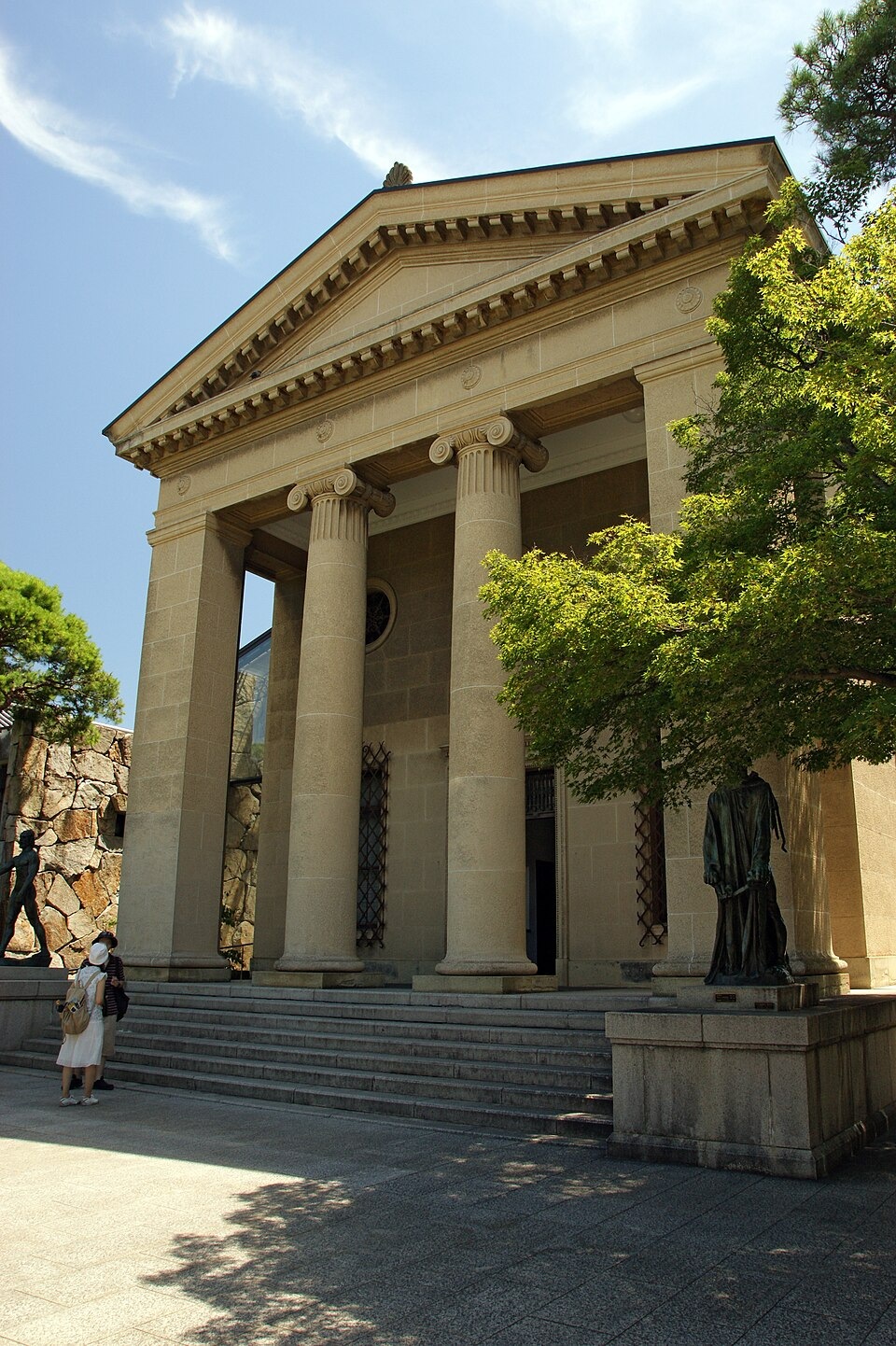 The columns and entrance of the main building at Ohara Museum of Art